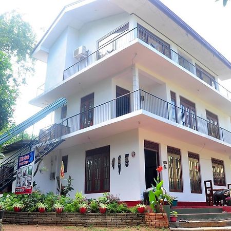 Little Swan Guest House Bentota Luaran gambar