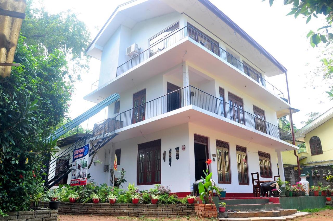 Little Swan Guest House Bentota Luaran gambar